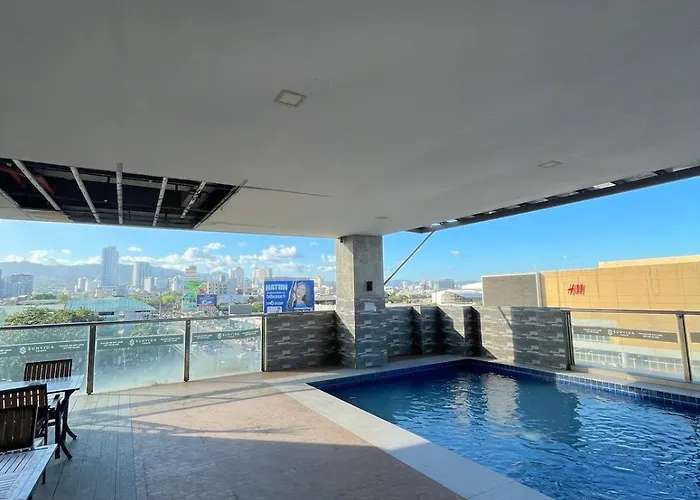 La Maria - Cozy 2 Double Beds With Balcony, Walk To Sm Mall Apartment *
