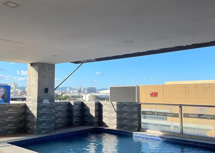 La Maria - Cozy 2 Double Beds With Balcony, Walk To Sm Mall