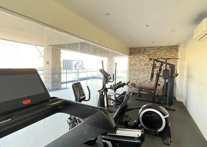 La Maria - Cozy 2 Double Beds With Balcony, Walk To Sm Mall Apartment Cebu